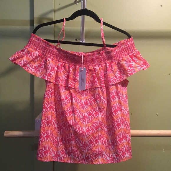 Vineyard Vines Tops - Final price NWT vineyard vines top